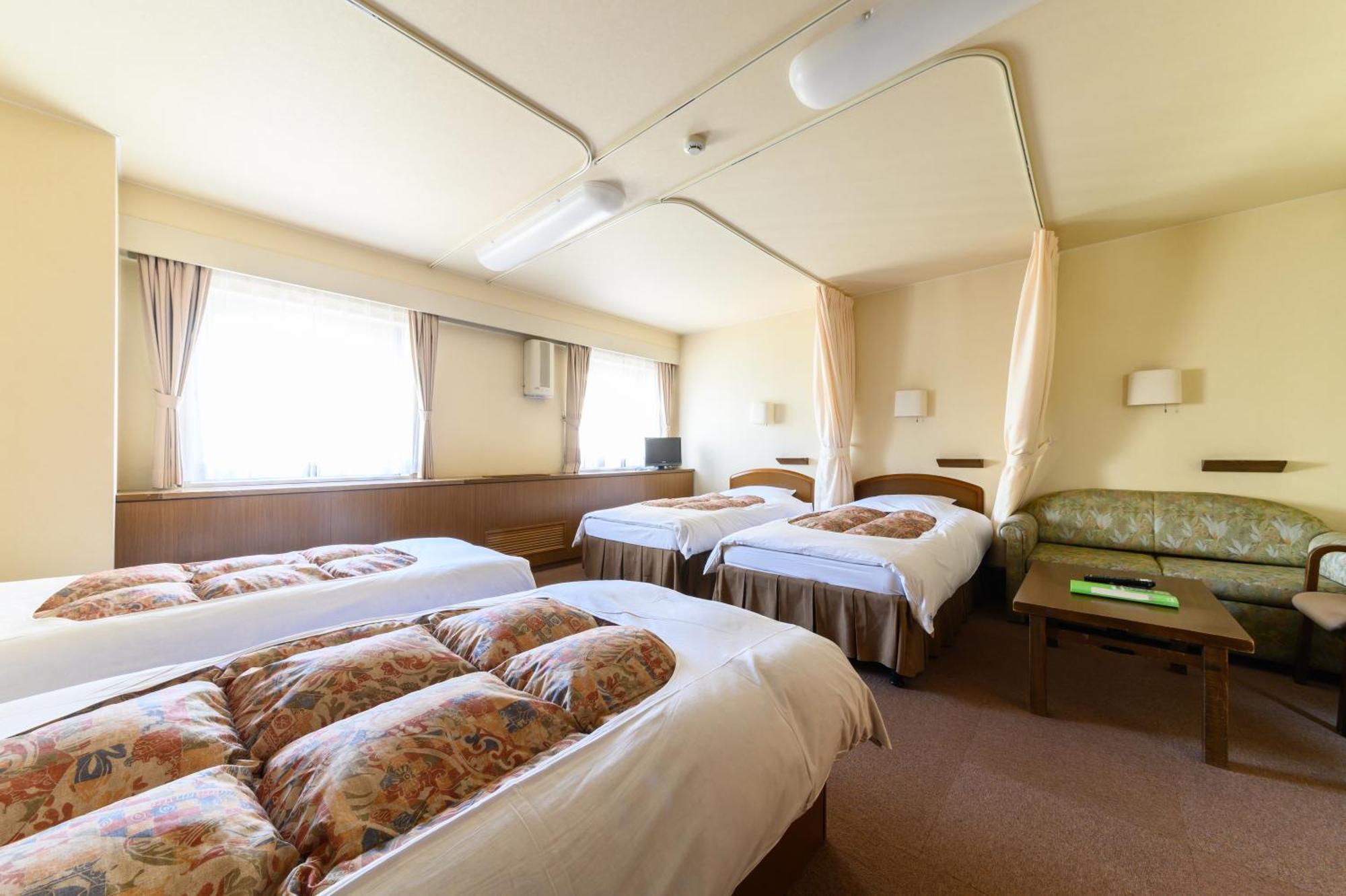 Sapporo International Youth Hostel Екстериор снимка